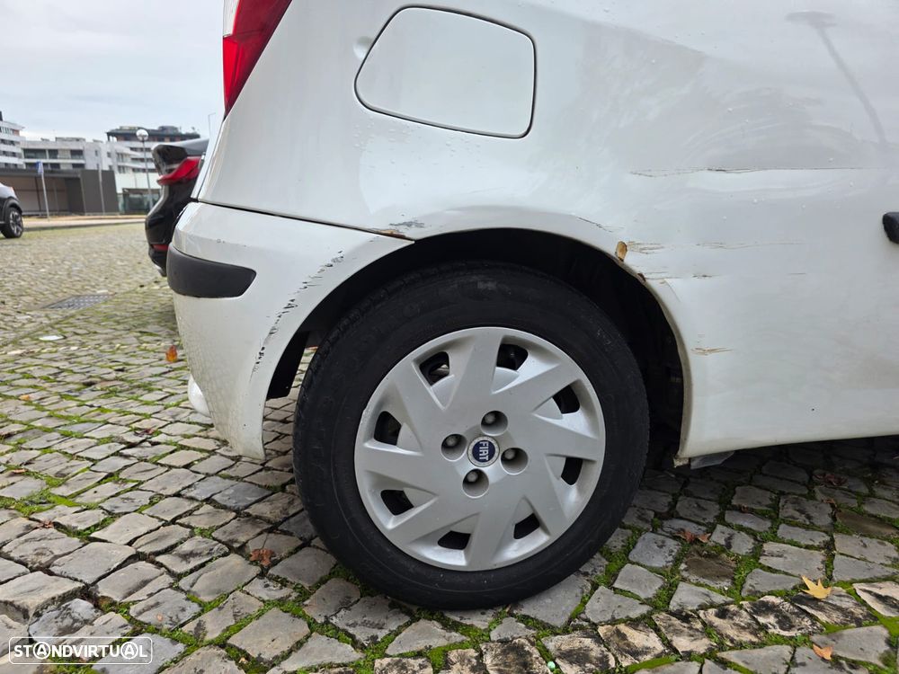 Fiat Punto 1.2 60 Active - 10