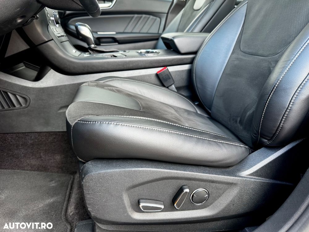 Ford Edge - 12