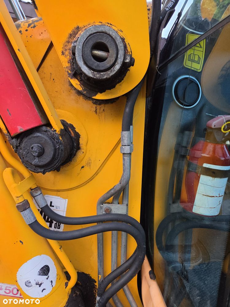 JCB 3CX - 23
