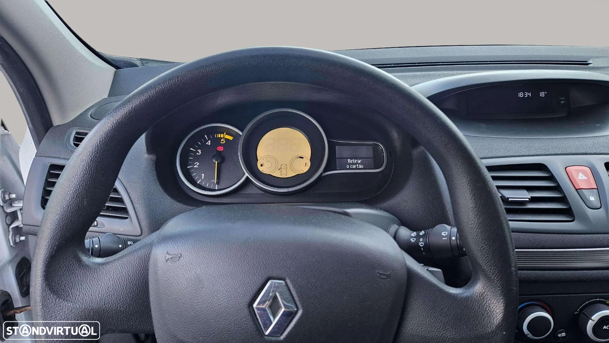 Renault Mégane 1.5 dCi Dynamique - 19