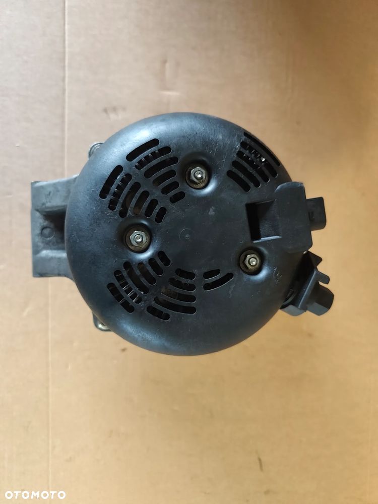 BMW E90 LIFT 2.0B ALTERNATOR 170A 7550468-01 - 5