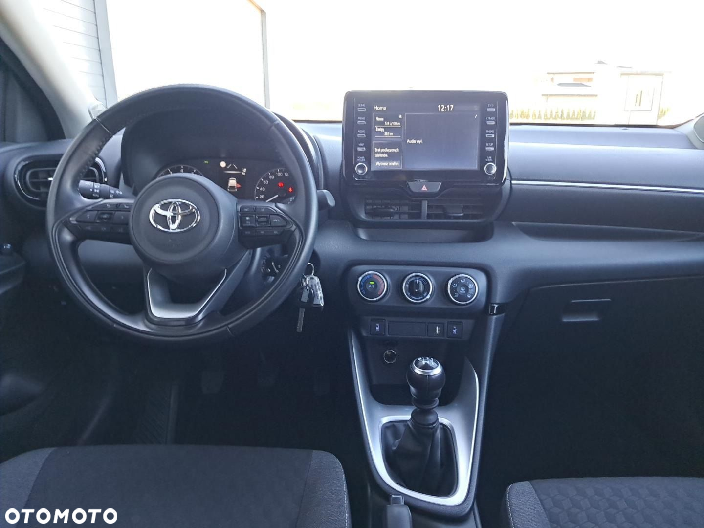 Toyota Yaris - 8