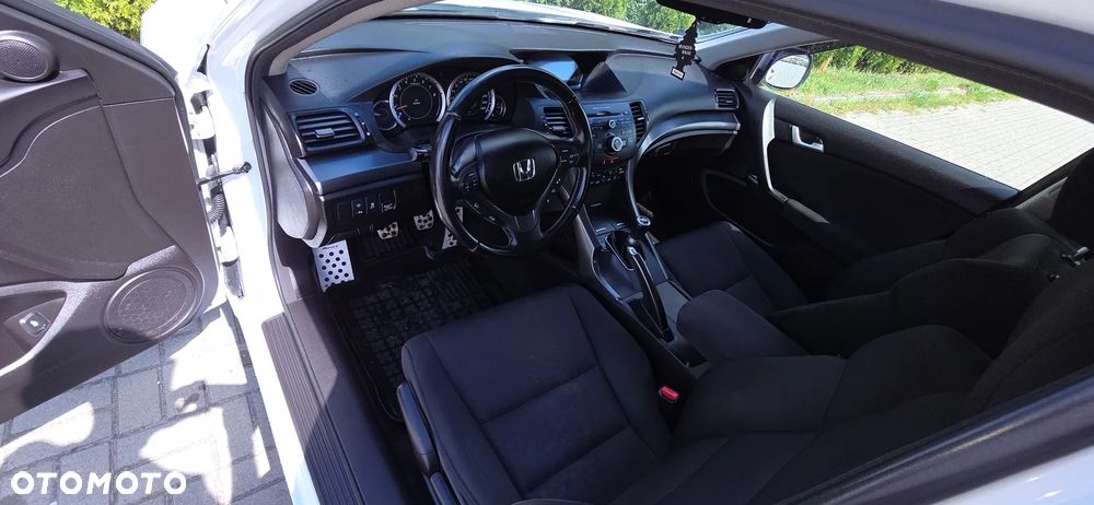Honda Accord 2.0 Elegance Advantage - 17