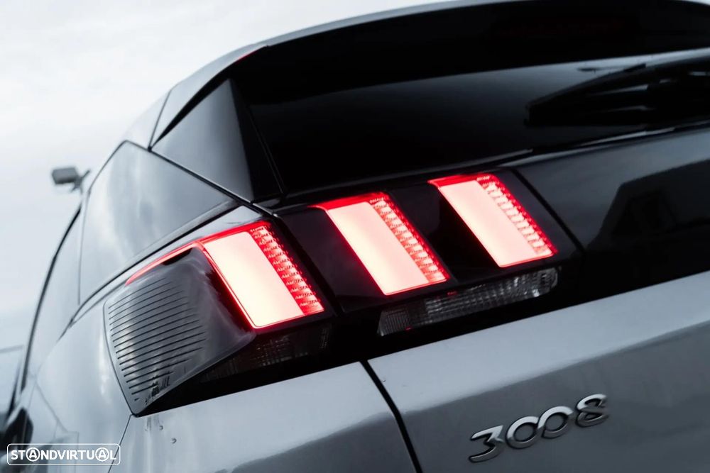 Peugeot 3008 1.6 BlueHDi GT Line - 32
