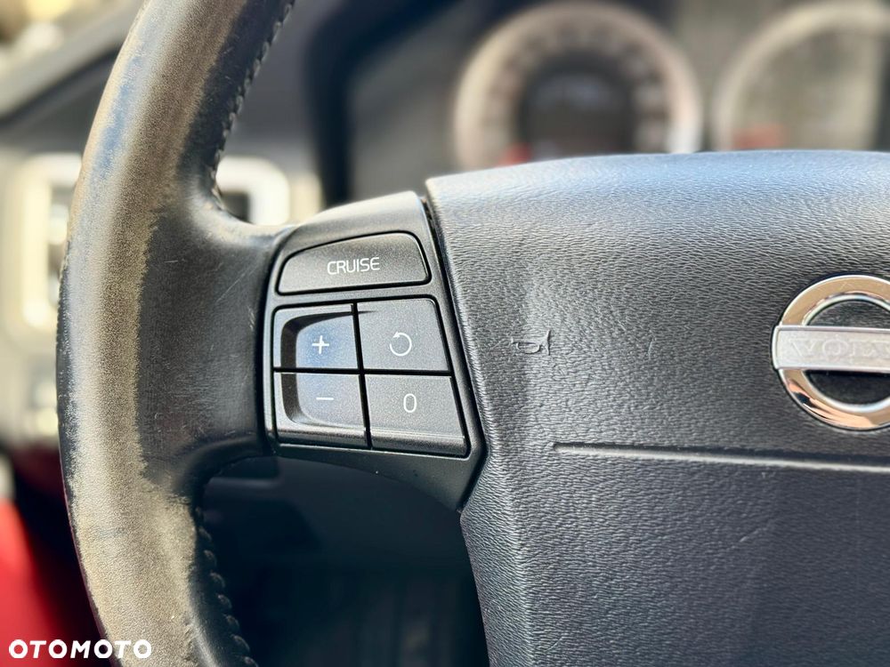 Volvo V70 2.5T Summum - 31