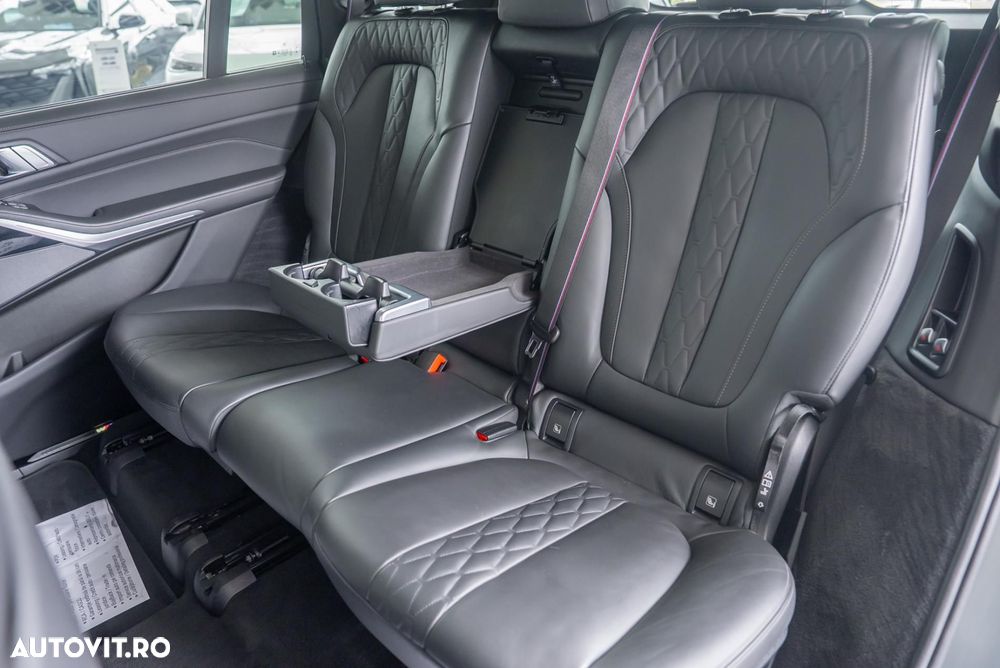 BMW X7 - 27