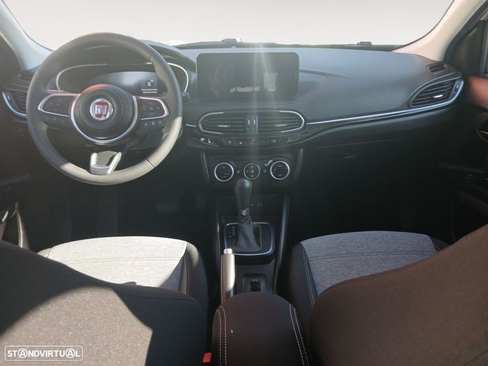 Fiat Tipo Station Wagon Cross 1.5 GSE T4 Cross DCT - 10