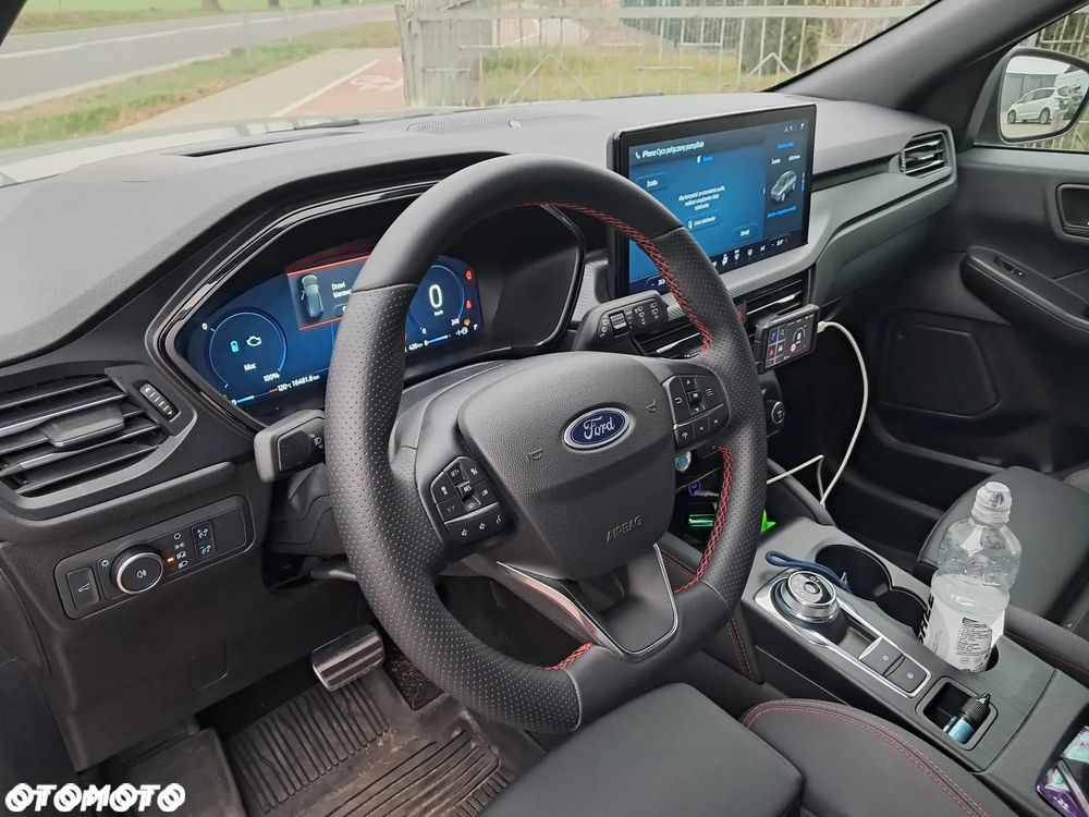 Ford Kuga 2.5 FHEV FWD ST-Line X - 8