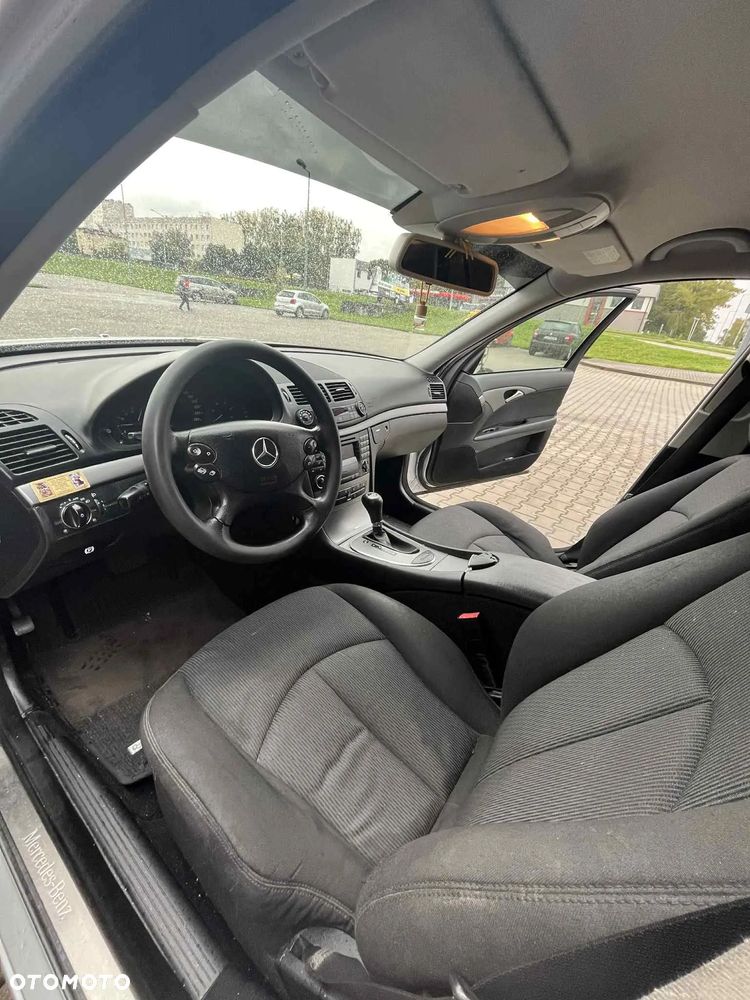 Mercedes-Benz Klasa E - 9