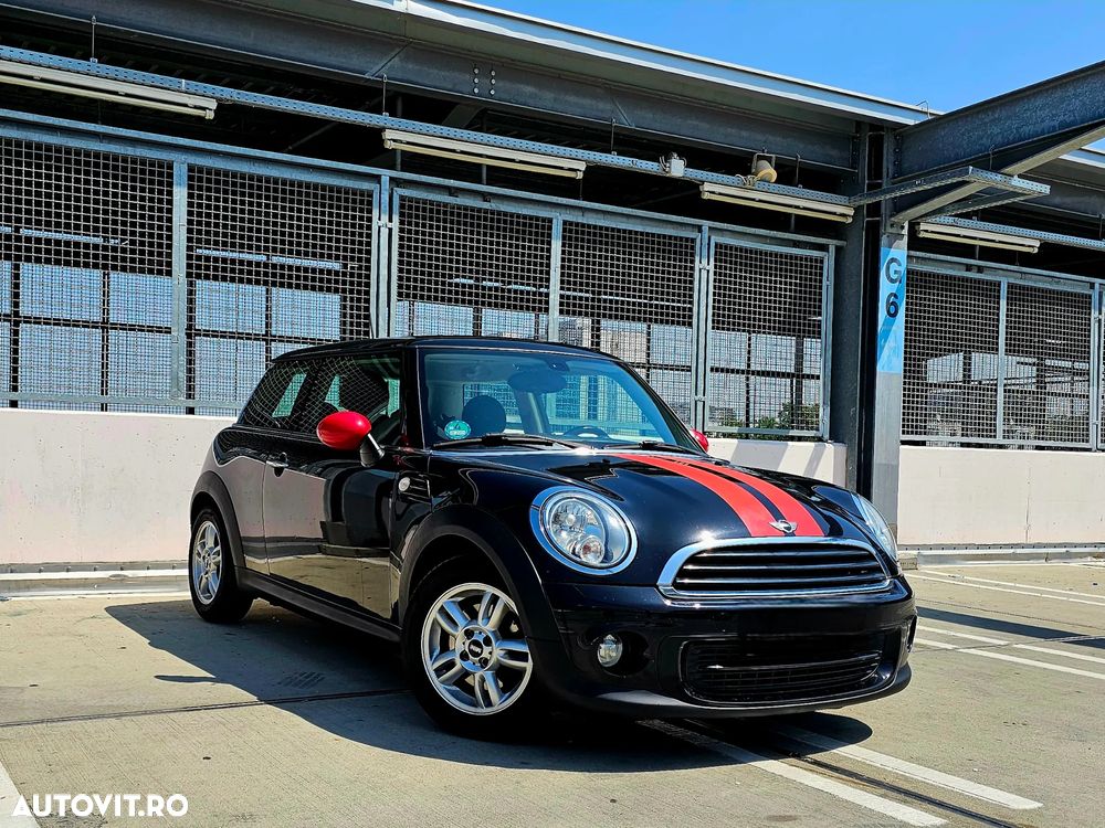 Mini Cooper Coupe - 1