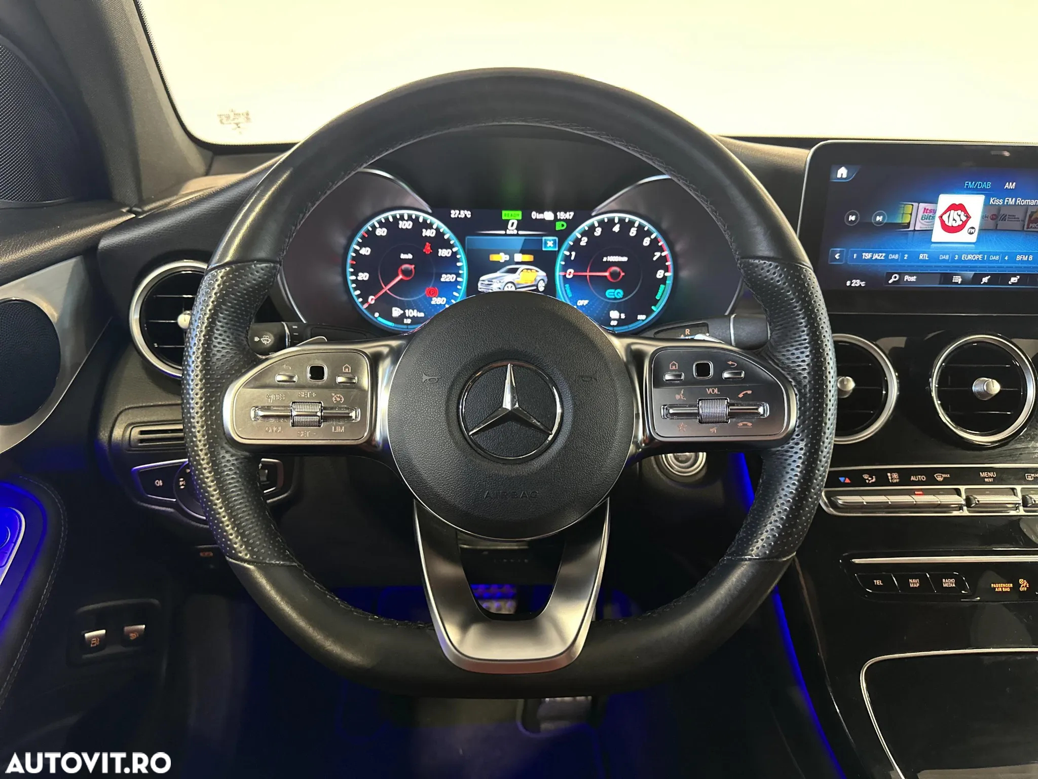Mercedes-Benz GLC Coupe 300 e 4Matic 9G-TRONIC AMG Line - 16
