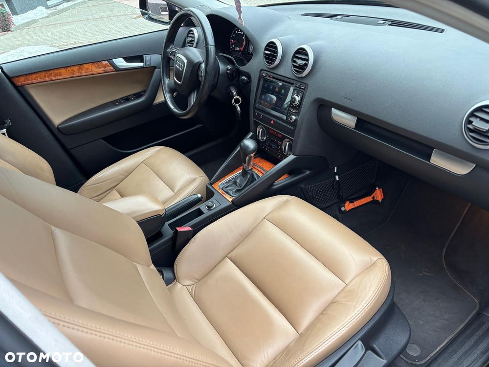 Audi A3 Sportback 1.4 TFSI Ambiente S tronic - 33