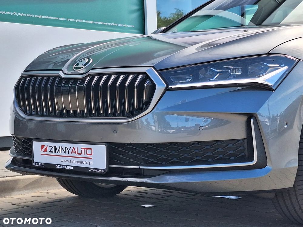 Skoda Superb 2.0 TDI SCR 4x4 L&K DSG - 11