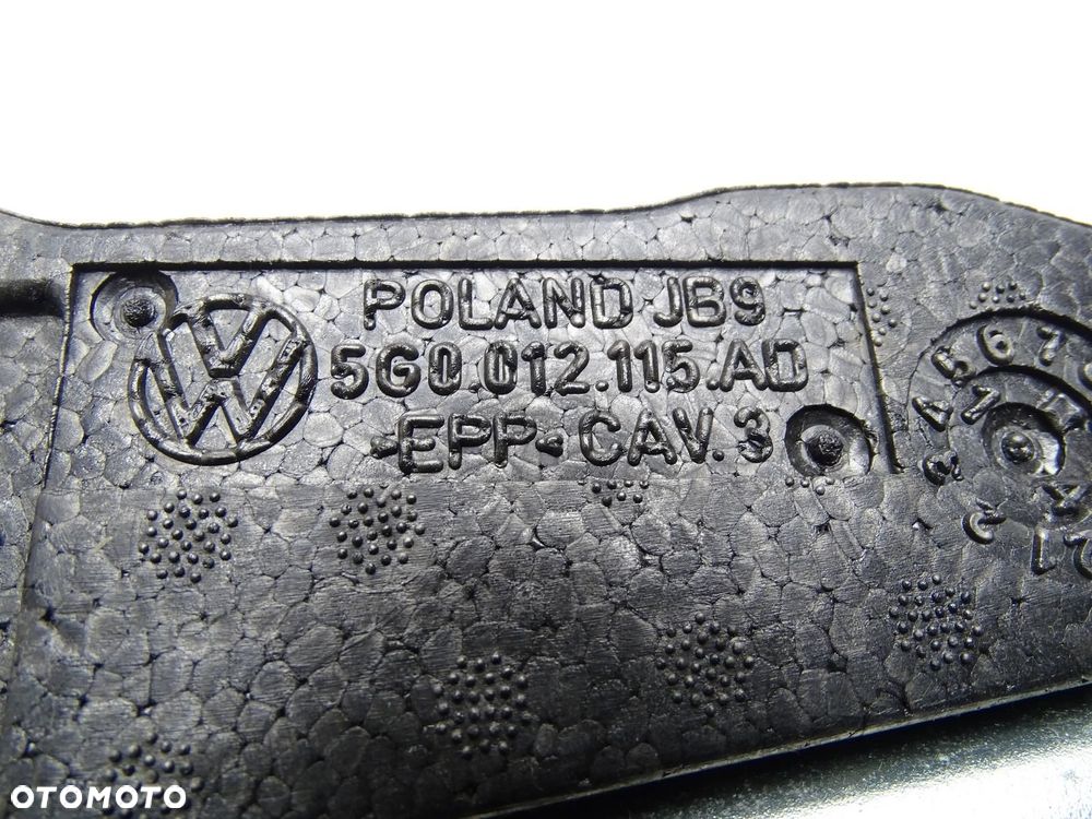 WKŁAD KOŁA ZAPASOWEGO ZESTAW NAPRAWCZY KLUCZ 5G0012115AD VW GOLF VII - 6
