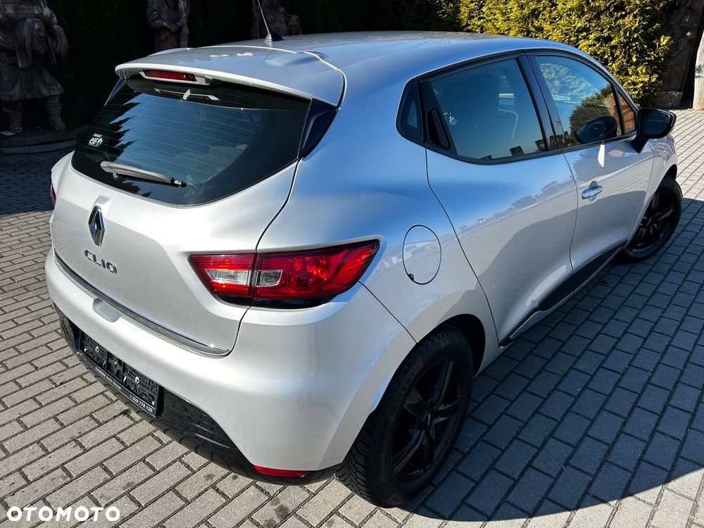 Renault Clio 1.2 16V 75 Limited - 6