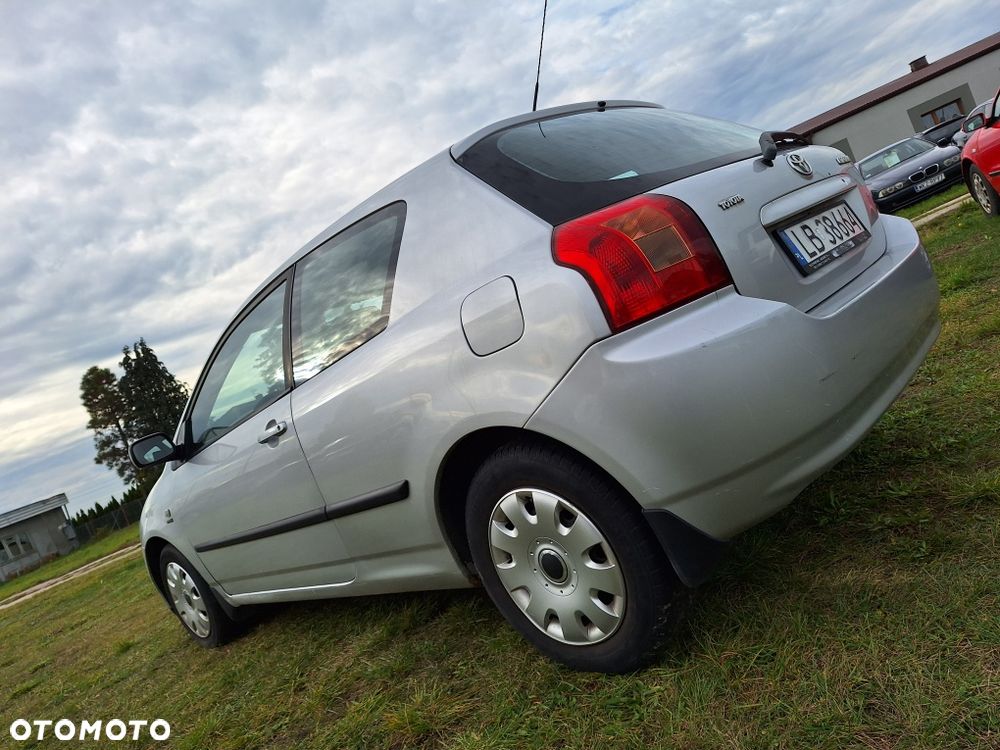 Toyota Corolla - 3