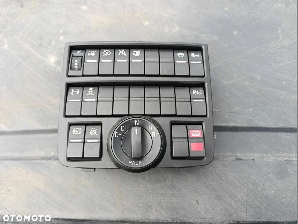 PRZYCISK PRZEŁĄCZNIK MAN TGX TGS EURO 6 19R.