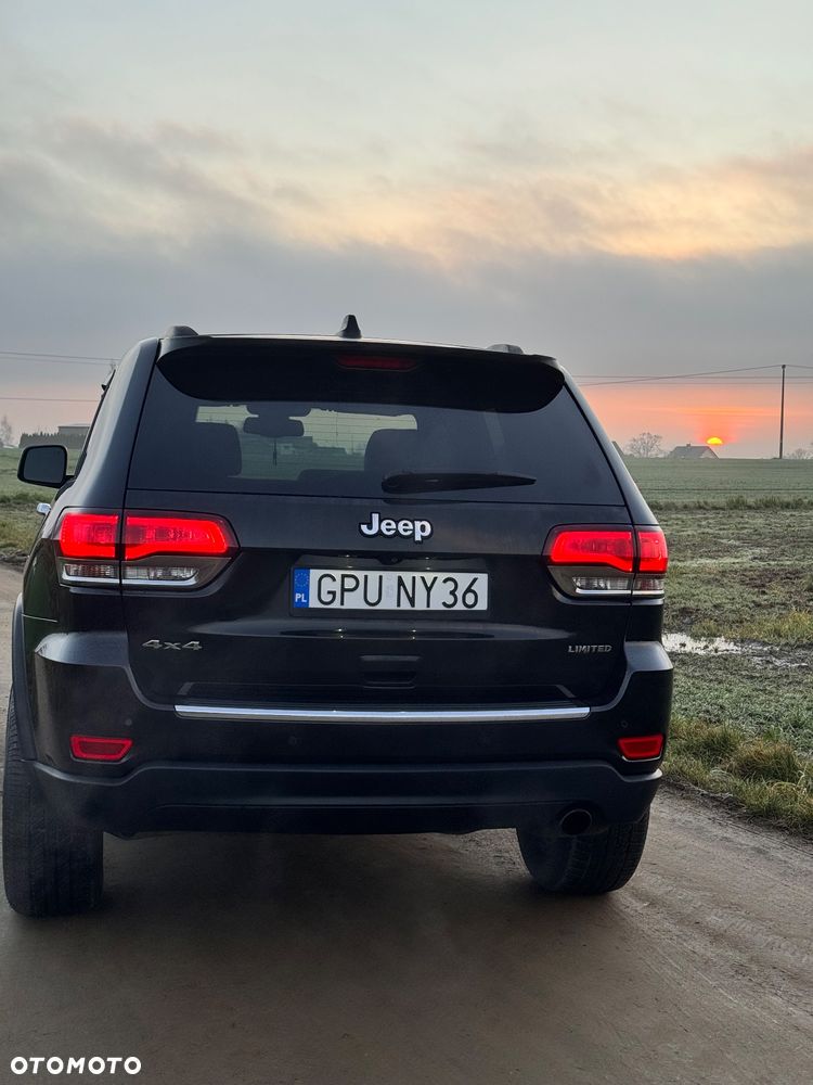 Jeep Grand Cherokee - 18