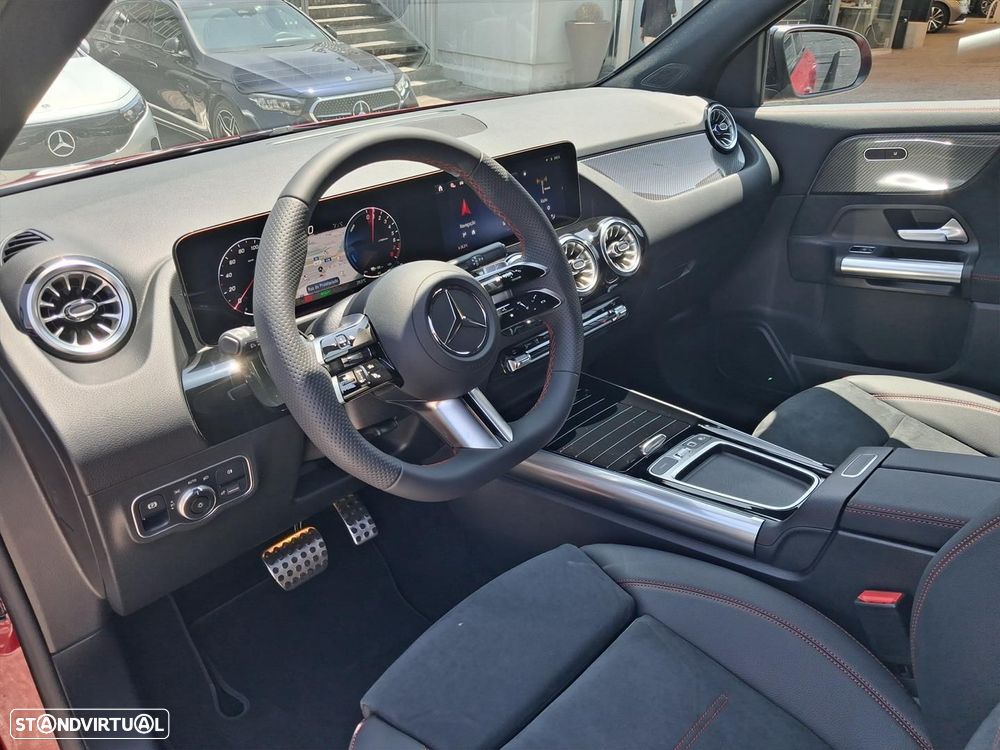 Mercedes-Benz GLA 250 e AMG Line - 11