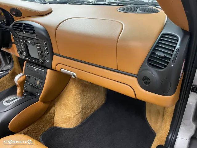 Porsche 911 (996) - 16