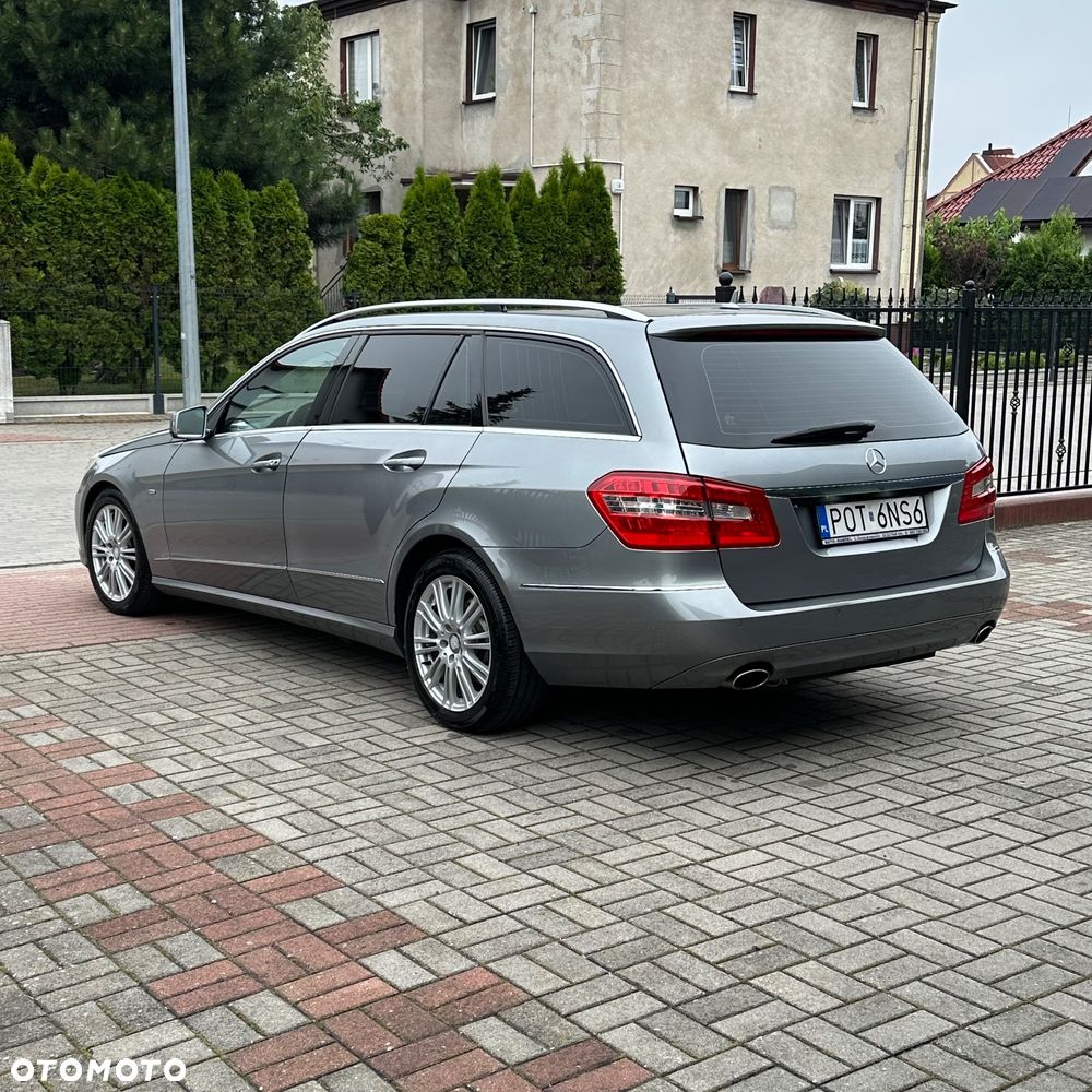Mercedes-Benz Klasa E 350 CDI DPF BlueEFFICIENCY 7G-TRONIC Elegance - 5
