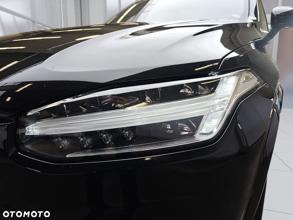 Volvo XC 90 - 33