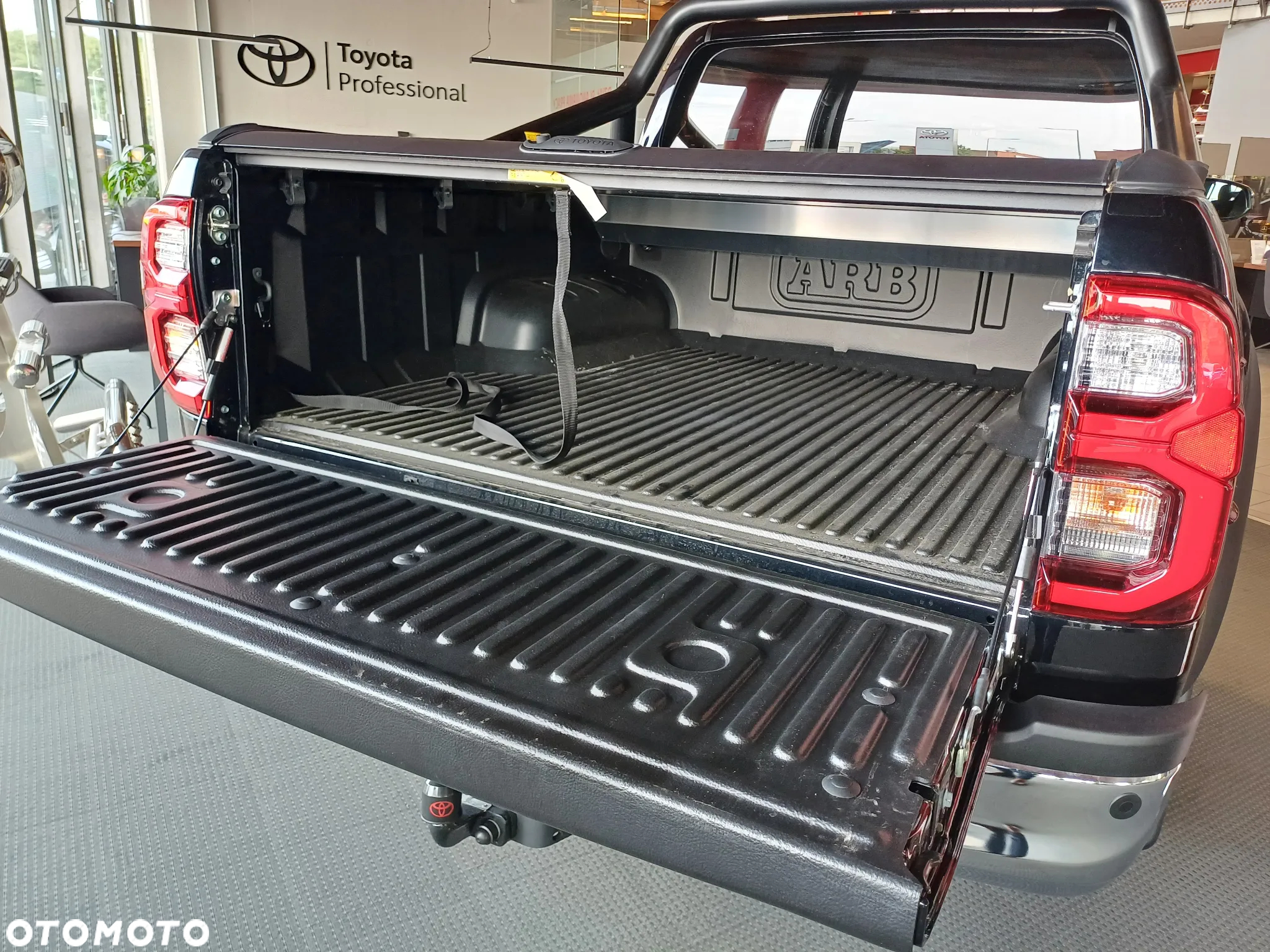 Toyota Hilux 2.8 D-4D mHEV Double Cab Executive 4x4 - 8