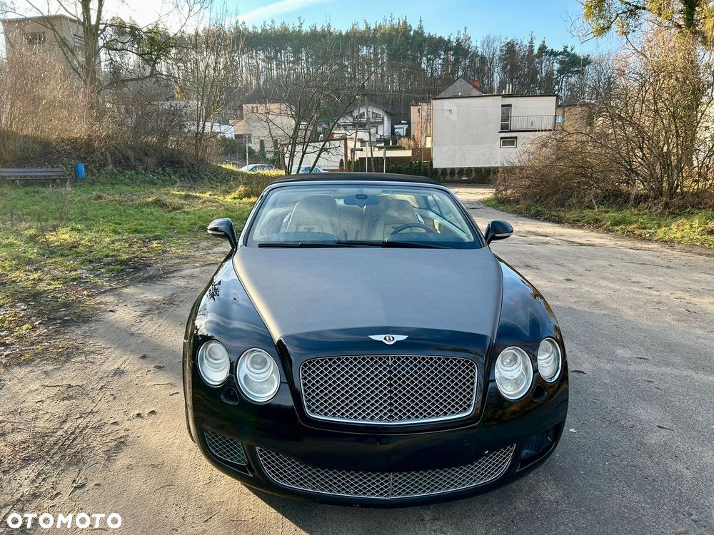 Bentley Continental GT - 13