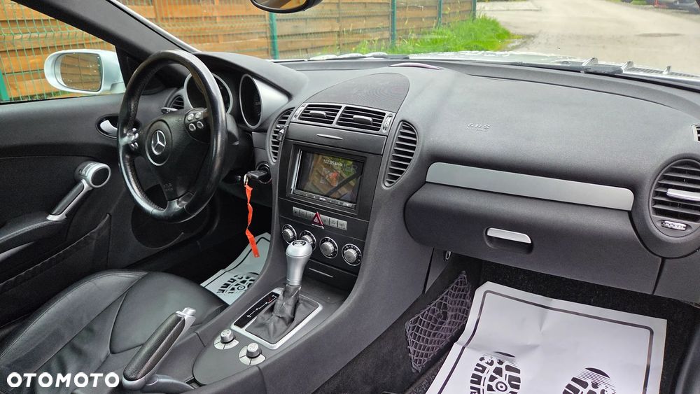 Mercedes-Benz SLK - 13