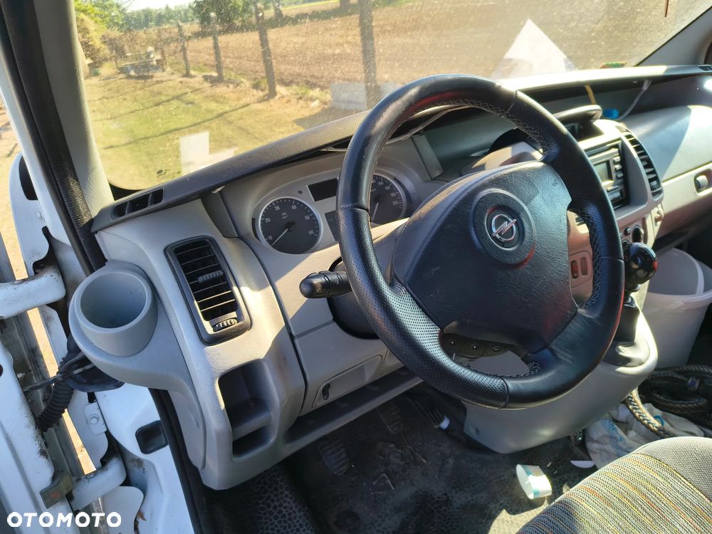 Opel Vivaro - 6