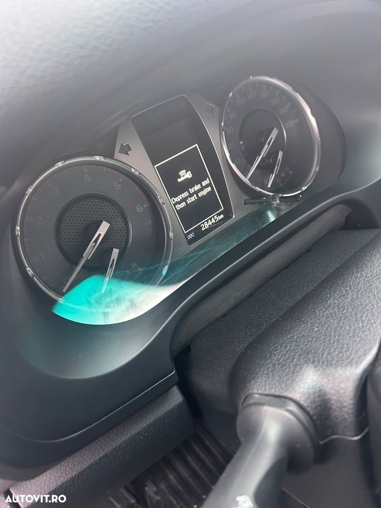 Toyota Hilux 2.4D 150CP 4x4 Double Cab AT Style - 6