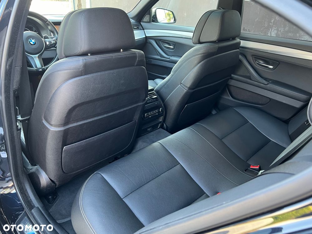 BMW Seria 5 M550d xDrive - 8