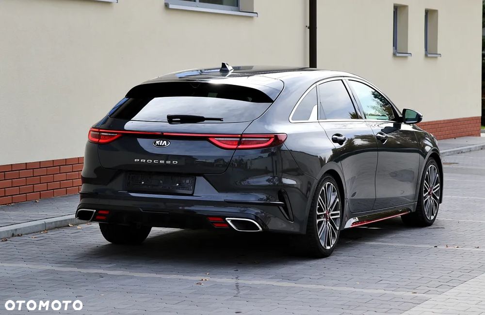 Kia ProCeed - 8