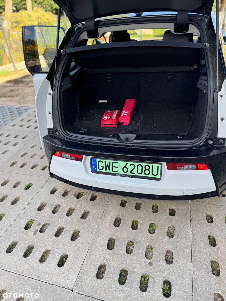 BMW i3 Standard - 16