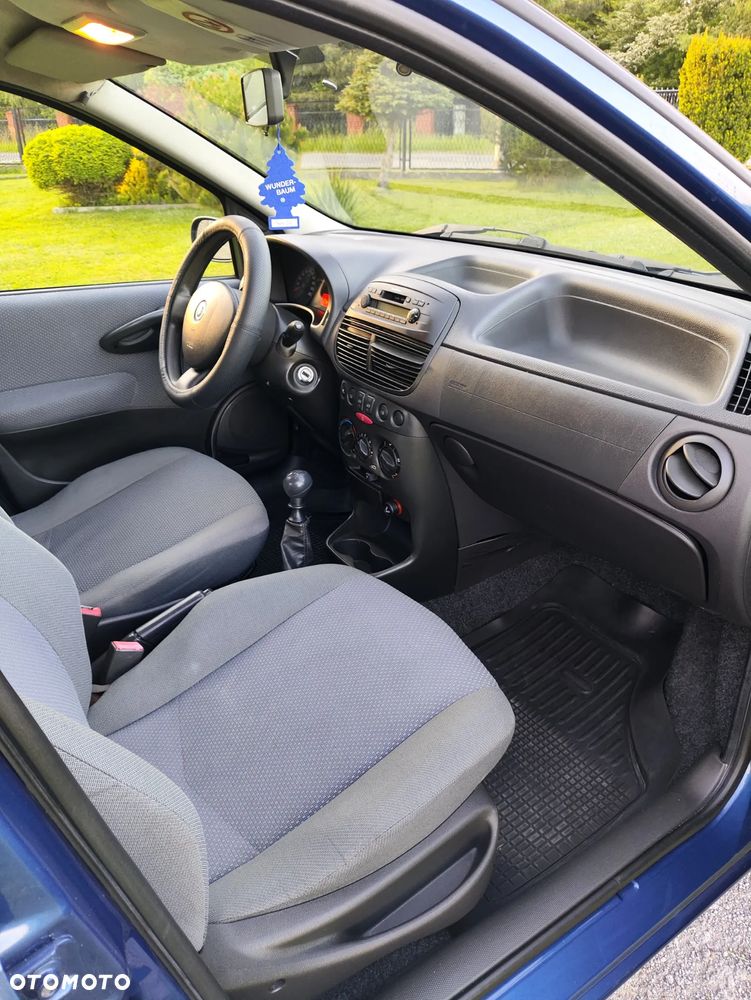 Fiat Punto 1.2 8V Active - 15