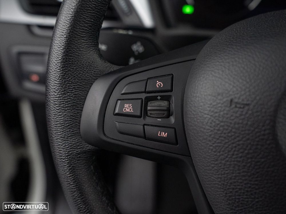 BMW X1 16 d sDrive Advantage Auto - 21