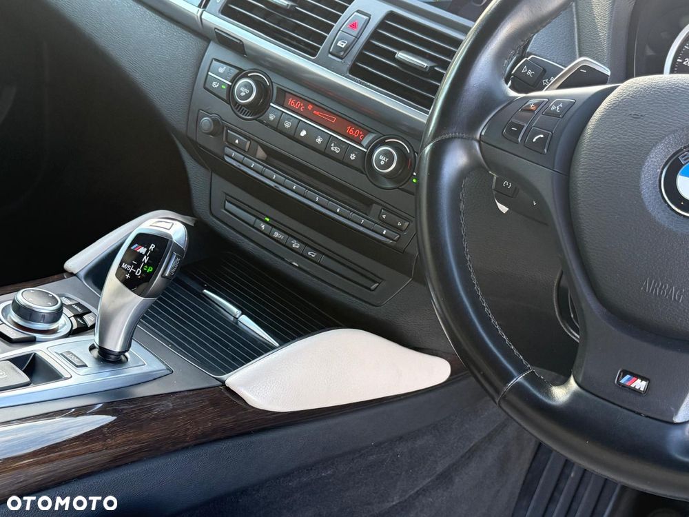 BMW X6M - 20