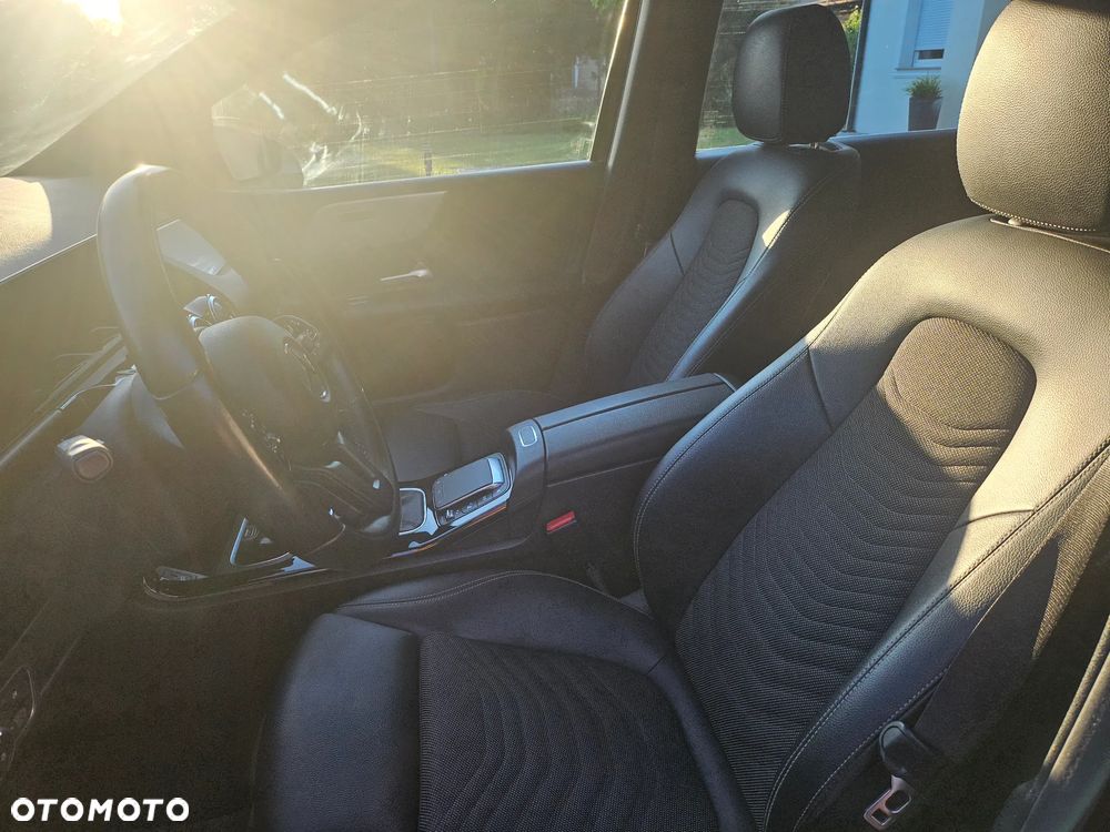 Mercedes-Benz Klasa B 180 d AMG Line - 13