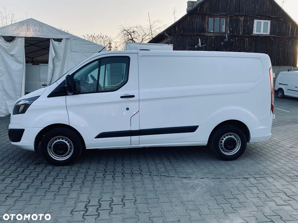 Ford TRANSIT CUSTOM - 8