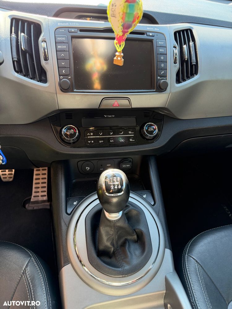 Kia Sportage 2.0 DSL HP 6MT 4x4 Style - 15