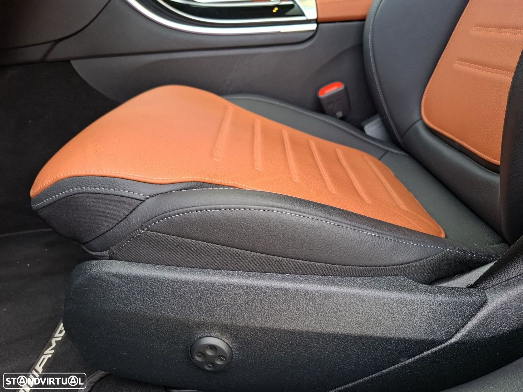 Mercedes-Benz C 300 d AMG Line - 14