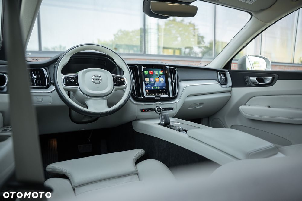 Volvo XC 60 B4 D AWD Geartronic Inscription - 28
