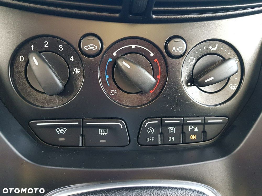 Ford C-MAX 1.6 EcoBoost Start-Stop-System SYNC Edition - 17