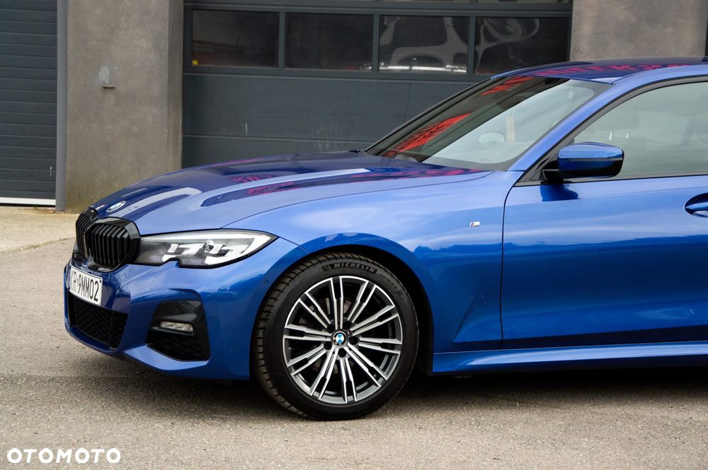 BMW Seria 3 320d xDrive M Sport - 10