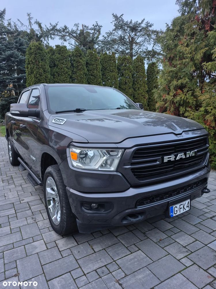 RAM 1500 Crew Cab Sport - 2