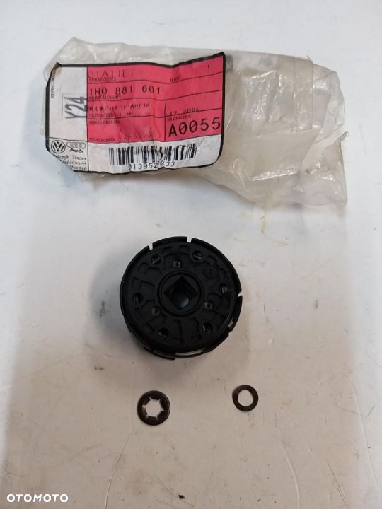 BLOKADA FOTELA pierścień hamujący  VW   Jetta Passat GOLF III T4 1H0881601