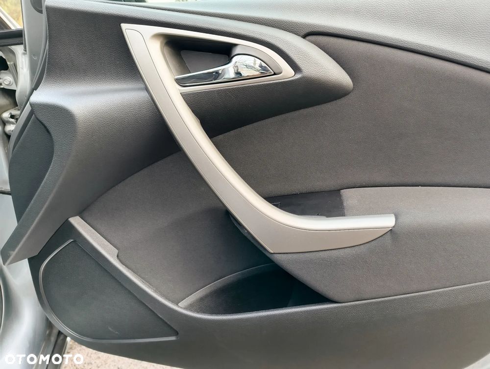 Opel Astra 1.4 T Enjoy - 32