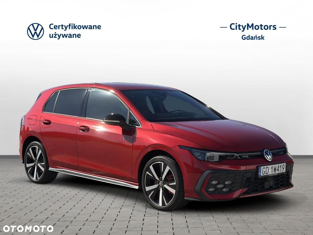 Volkswagen Golf - 8