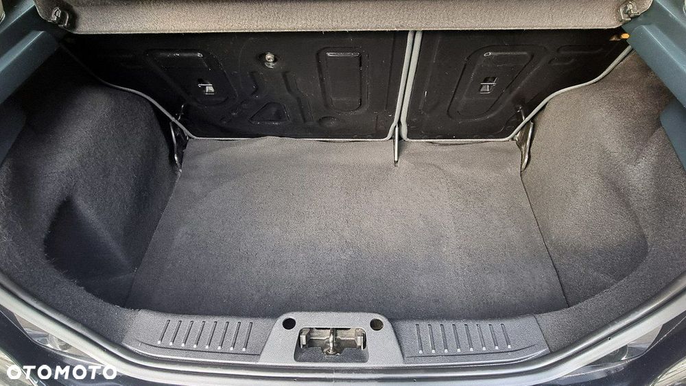 Ford Fiesta - 17