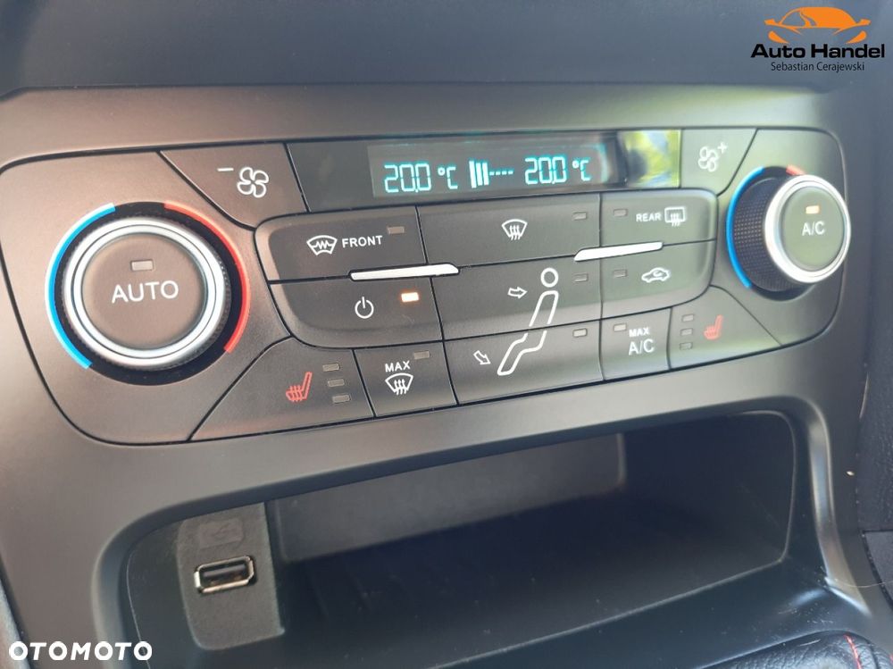 Ford Focus 1.5 EcoBoost STart-Stopp-System ST-LINE - 31